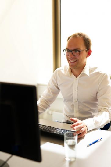 prosumergy GmbH, Geschäftsführer bei der Arbeit
